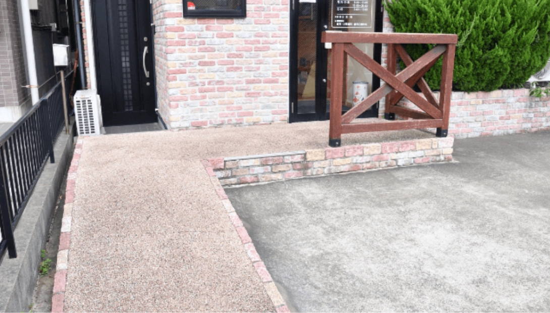 バリアフリー設計、キッズスペース完備